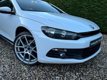Used Volkswagen Scirocco 2011 for sale - 76740619: Photo