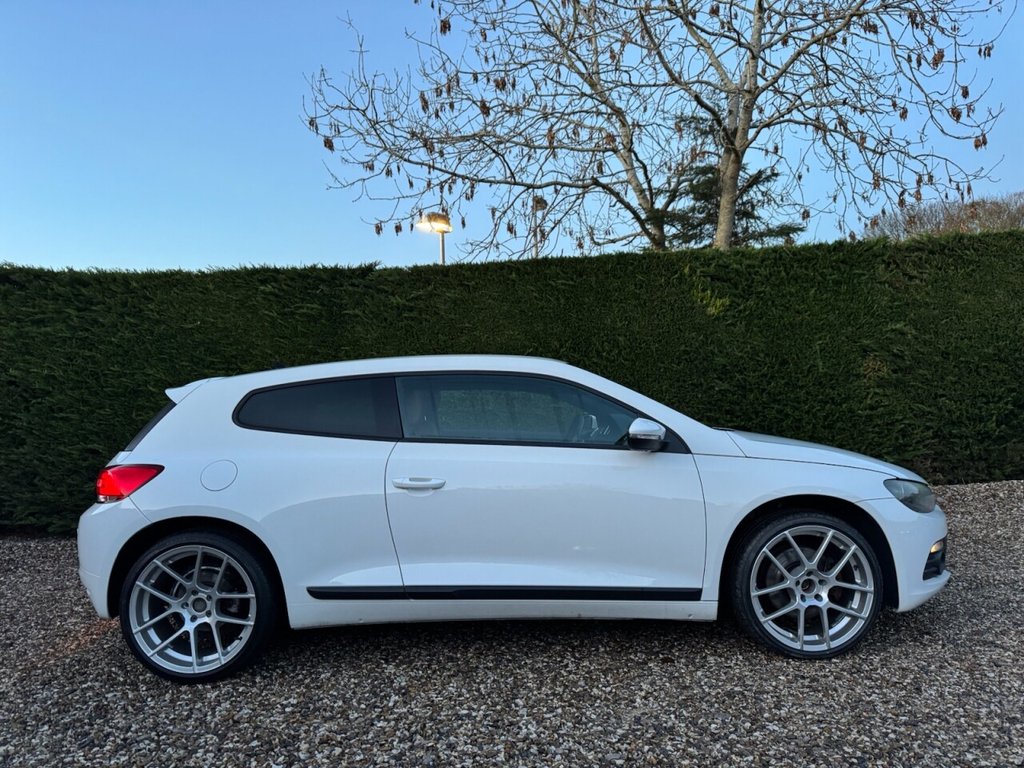 Used Volkswagen Scirocco 2011 for sale - 76740619: Photo 5