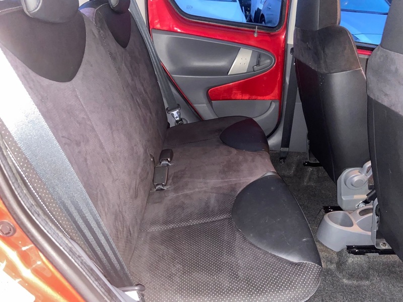 Used Toyota AYGO 2011 for sale - 77241827: Photo 11