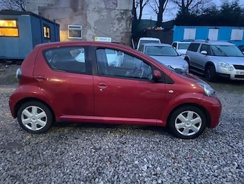 Used Toyota AYGO 2011 for sale - 77241827: Photo