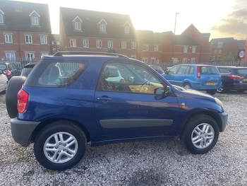 Used Toyota RAV4 2003 for sale - 76803302: Photo