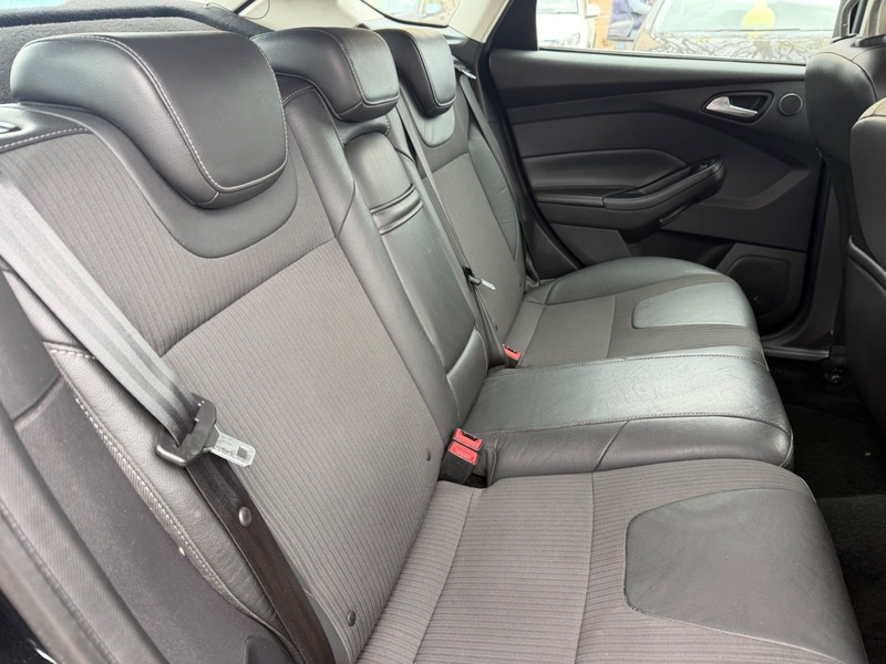 Used Ford Focus 2012 for sale - 78140915: Photo 13