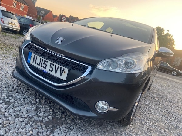 Used Peugeot 208 2015 for sale - 76123609: Photo 9