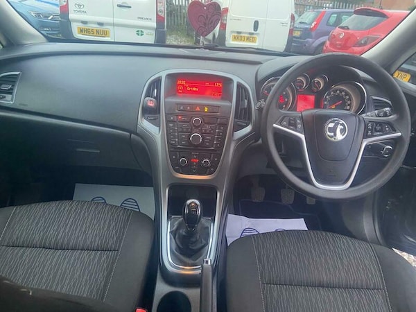 Used Vauxhall Astra 2015 for sale - 76123619: Photo 17