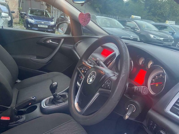 Used Vauxhall Astra 2015 for sale - 76123619: Photo 19
