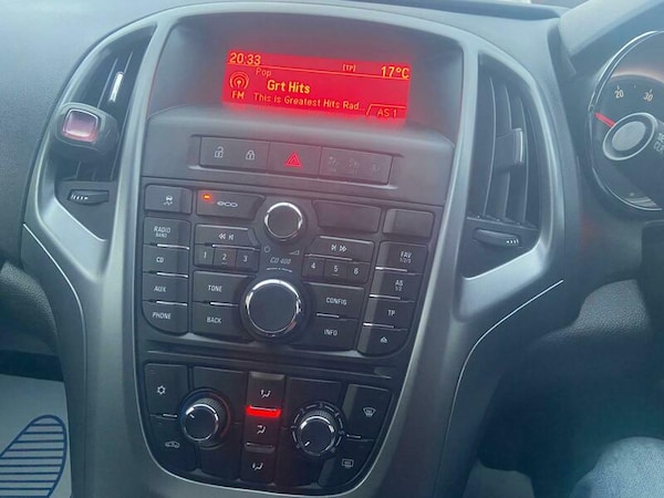 Used Vauxhall Astra 2015 for sale - 76123619: Photo 20