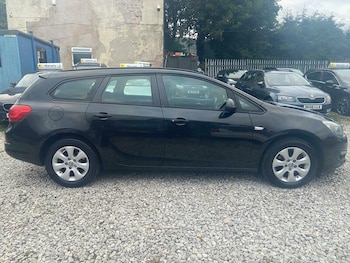 Used Vauxhall Astra 2015 for sale - 76123619: Photo