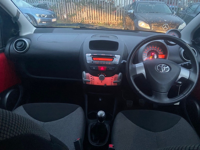 Used Toyota AYGO 2014 for sale - 76974060: Photo 16