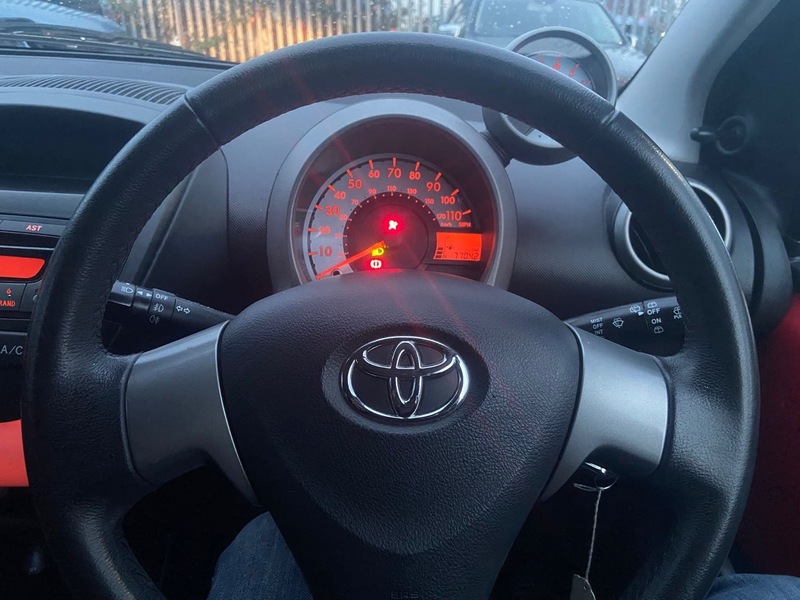 Used Toyota AYGO 2014 for sale - 76974060: Photo 18