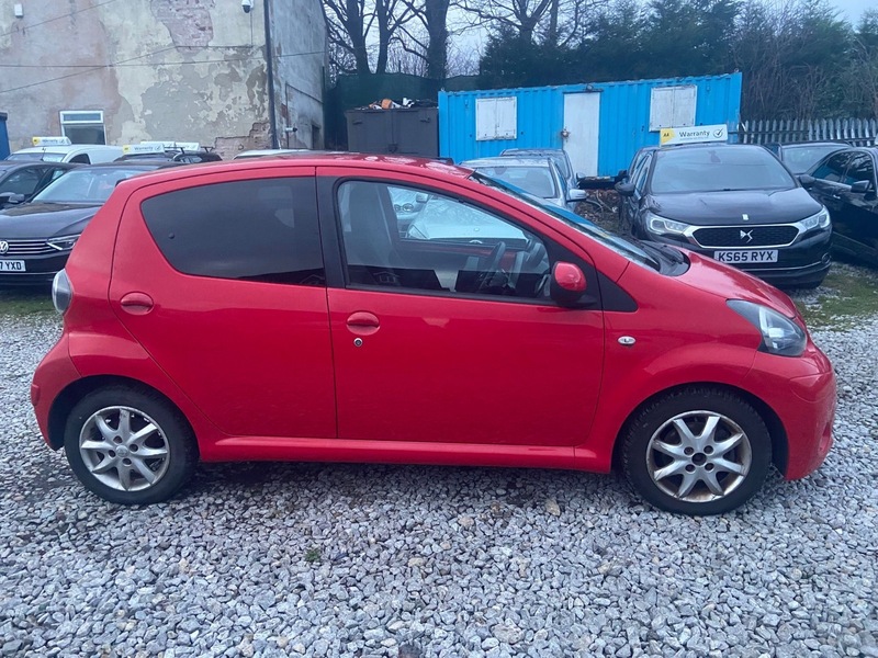 Used Toyota AYGO 2014 for sale - 76974060: Photo 2