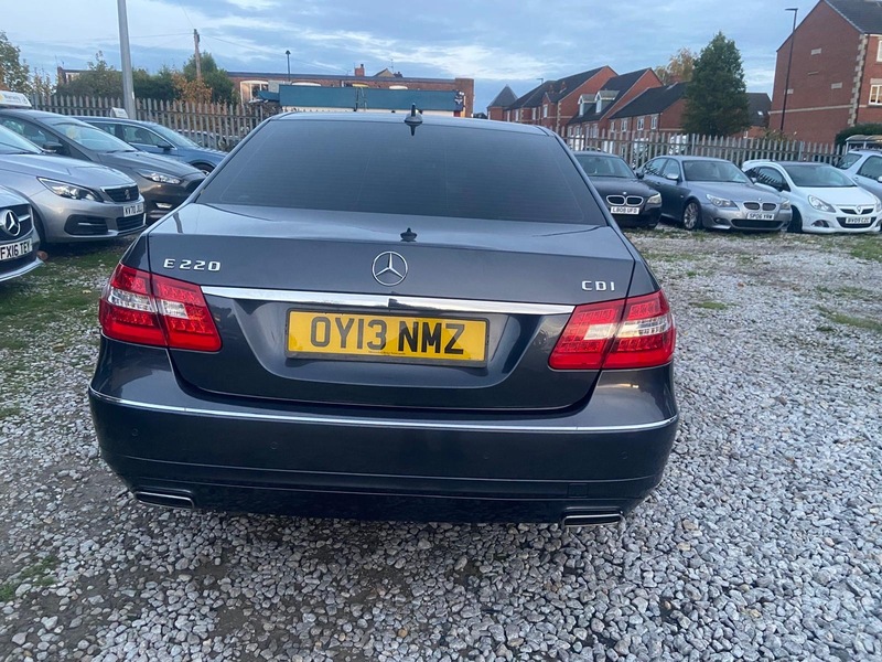 Used Mercedes-Benz E Class 2013 for sale - 76798906: Photo 6