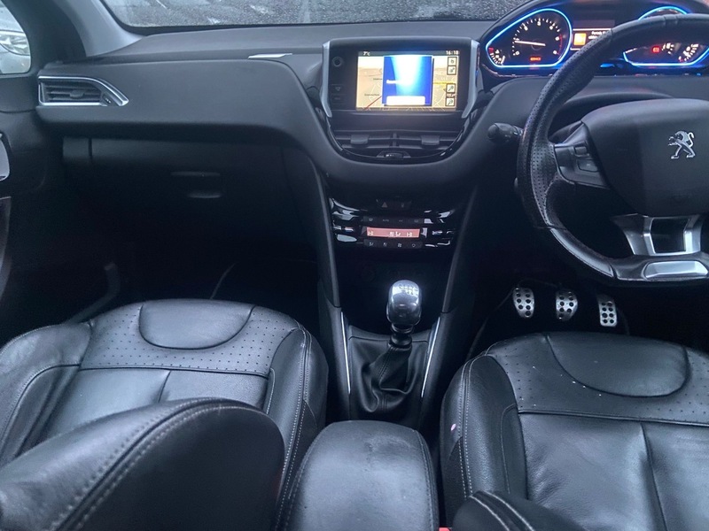 Used Peugeot 208 2013 for sale - 77250958: Photo 17