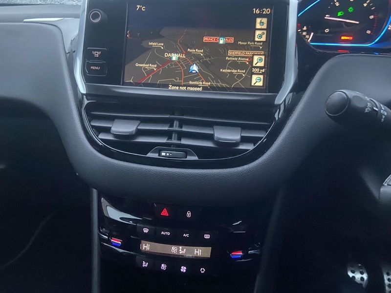 Used Peugeot 208 2013 for sale - 77250958: Photo 18