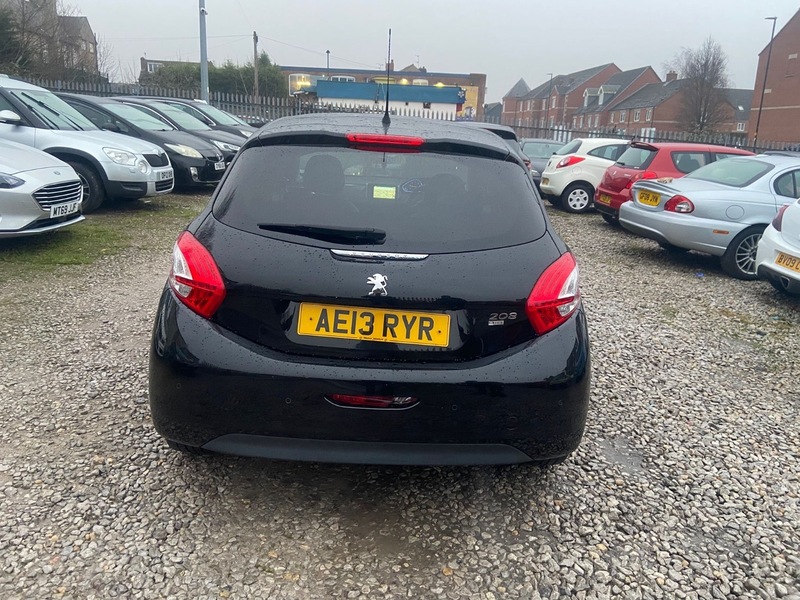 Used Peugeot 208 2013 for sale - 77250958: Photo 4