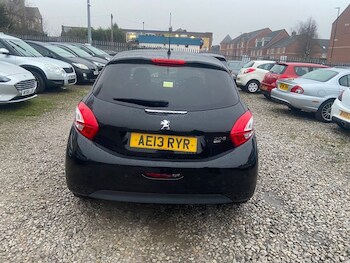 Used Peugeot 208 2013 for sale - 77250958: Photo