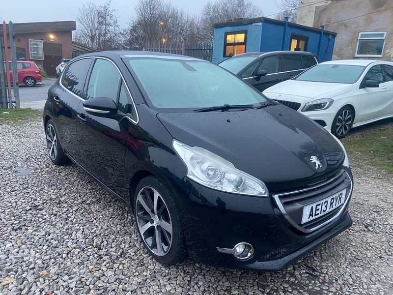 Used Peugeot 208 2013 for sale - 77250958: Photo 9