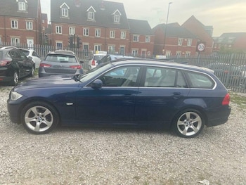 Used BMW 3 Series 2012 for sale - 76123622: Photo