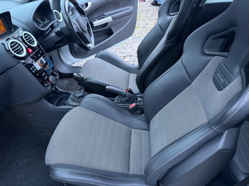 Used Vauxhall Corsa 2009 for sale - 77477935: Photo 23