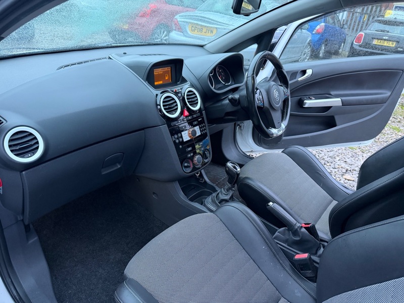 Used Vauxhall Corsa 2009 for sale - 77477935: Photo 24