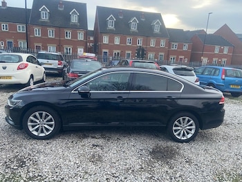 Used Volkswagen Passat 2017 for sale - 76974054: Photo