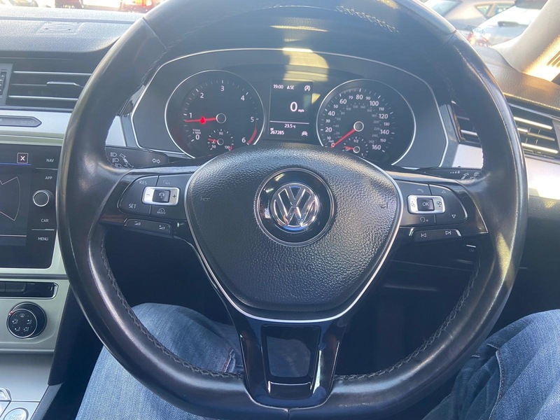 Used Volkswagen Passat 2017 for sale - 76123606: Photo 24