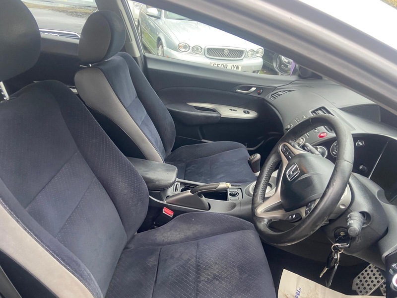 Used Honda Civic 2007 for sale - 76570803: Photo 14