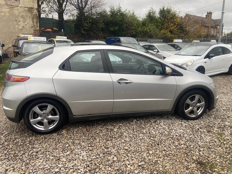 Used Honda Civic 2007 for sale - 76570803: Photo 3