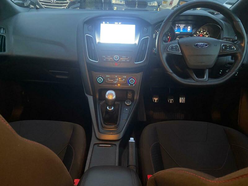 Used Ford Focus 2017 for sale - 76123610: Photo 18