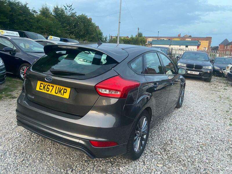 Used Ford Focus 2017 for sale - 76123610: Photo 7