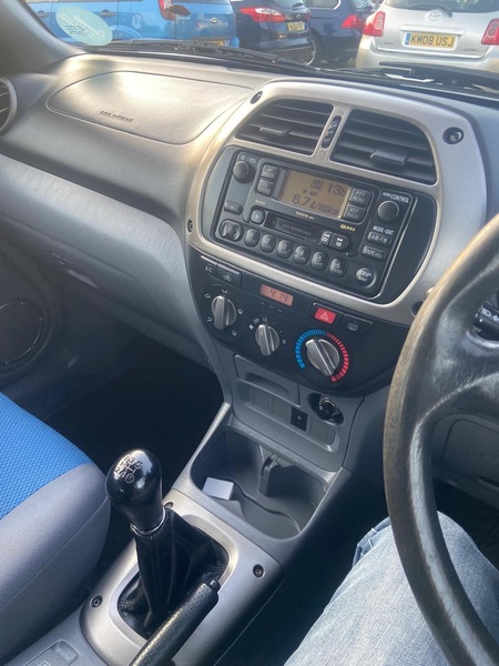 Used Toyota RAV4 2003 for sale - 76570798: Photo 20