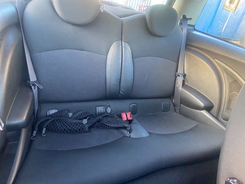 Used MINI Hatch 2010 for sale - 76798968: Photo 13