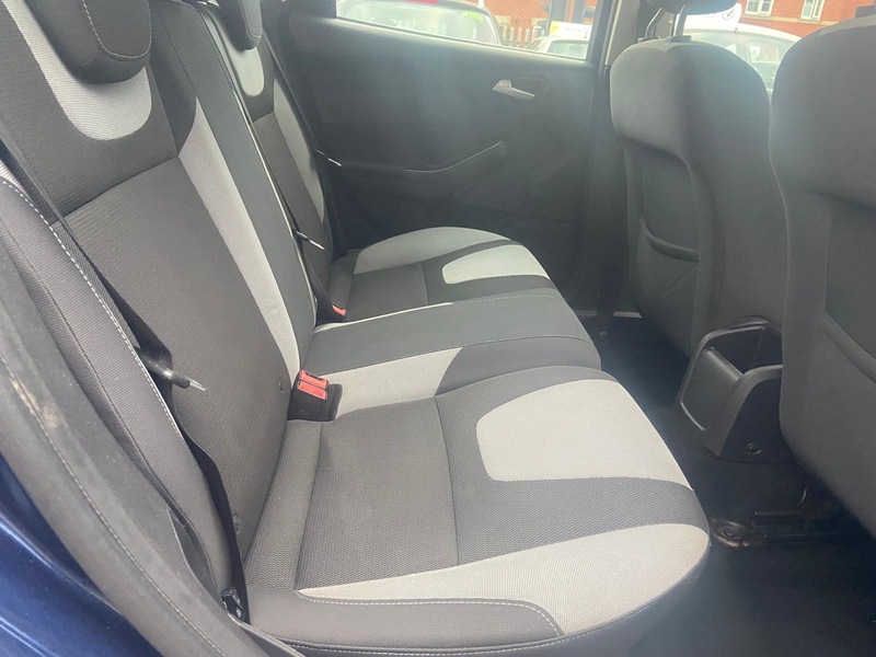 Used Ford Focus 2013 for sale - 76123608: Photo 13