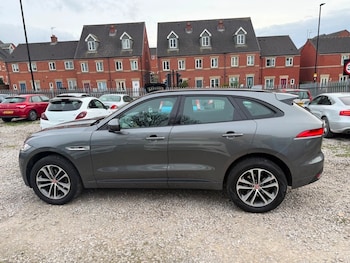 Used Jaguar F-Pace 2018 for sale - 78145662: Photo