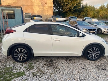 Used Honda Civic 2014 for sale - 76119437: Photo