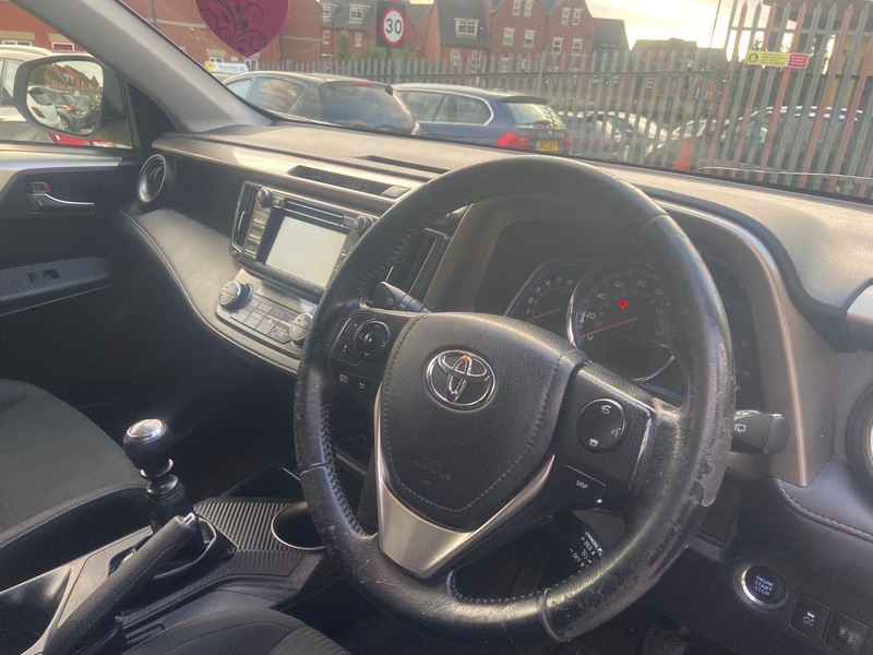 Used Toyota RAV4 2014 for sale - 76803298: Photo 18