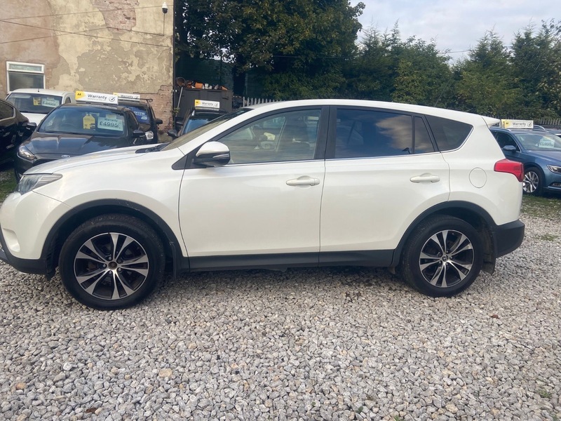 Used Toyota RAV4 2014 for sale - 76803298: Photo 4