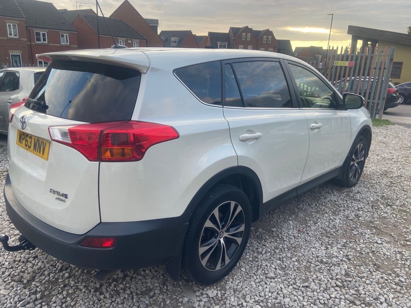 Used Toyota RAV4 2014 for sale - 76803298: Photo 8
