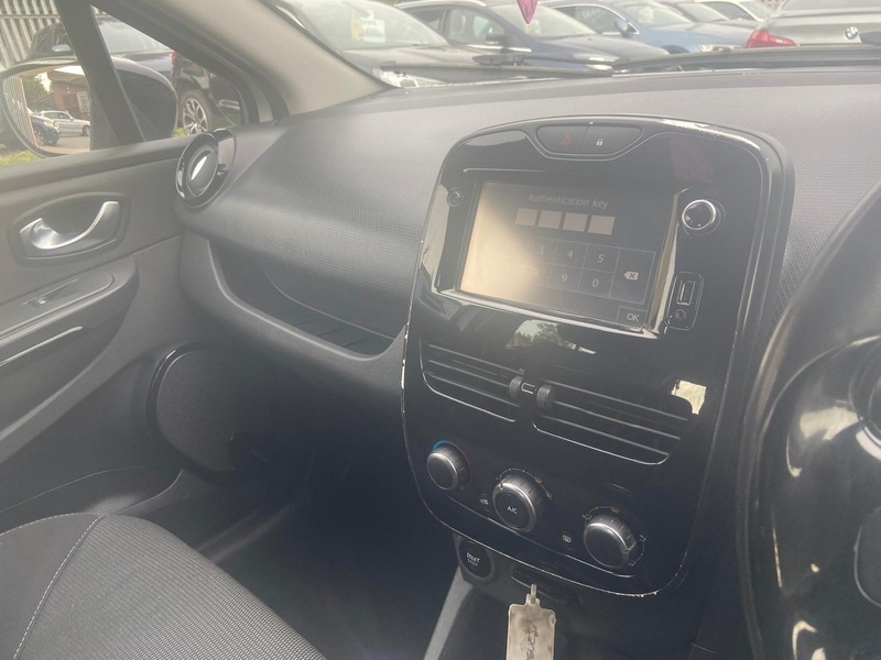 Used Renault Clio 2016 for sale - 76123623: Photo 18