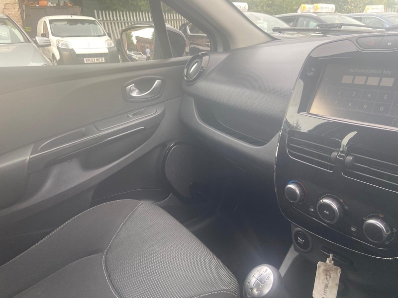 Used Renault Clio 2016 for sale - 76123623: Photo 19