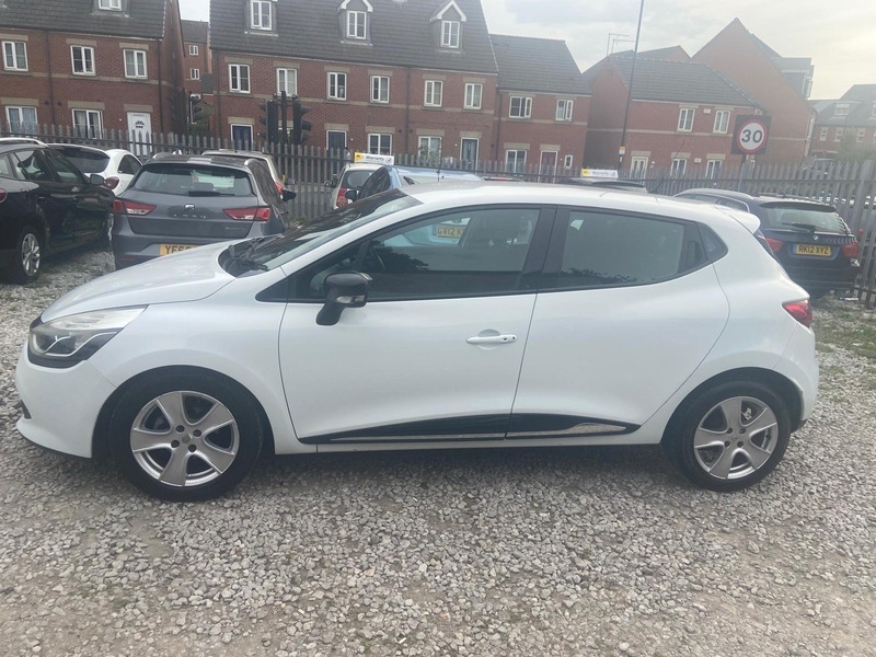 Used Renault Clio 2016 for sale - 76123623: Photo 4