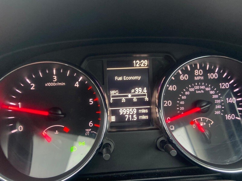 Used Nissan Qashqai 2010 for sale - 77465387: Photo 23