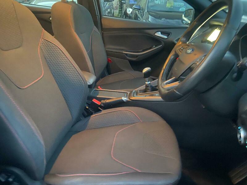 Used Ford Focus 2017 for sale - 76803294: Photo 15