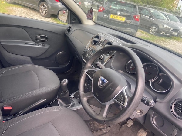 Used Dacia Sandero 2018 for sale - 76123604: Photo 13