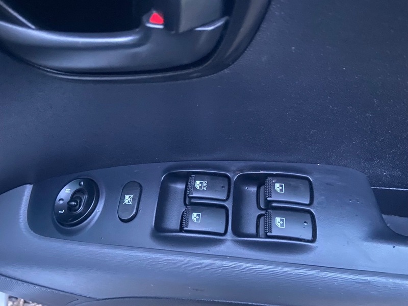 Used Hyundai i10 2012 for sale - 77241819: Photo 19