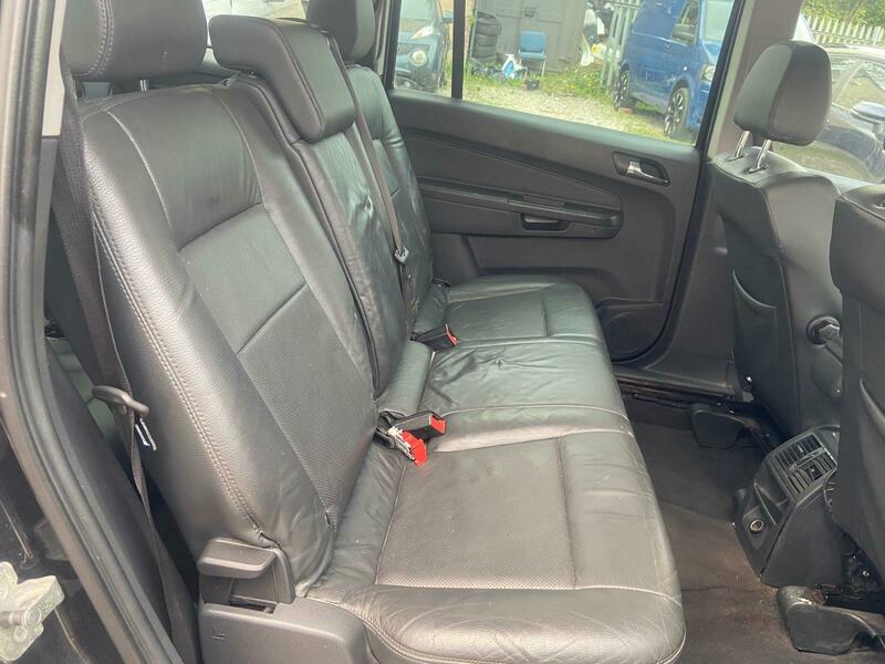 Used Vauxhall Zafira 2011 for sale - 76123601: Photo 11