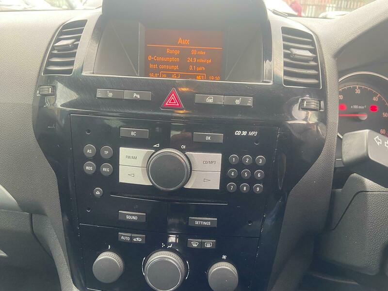Used Vauxhall Zafira 2011 for sale - 76123601: Photo 15
