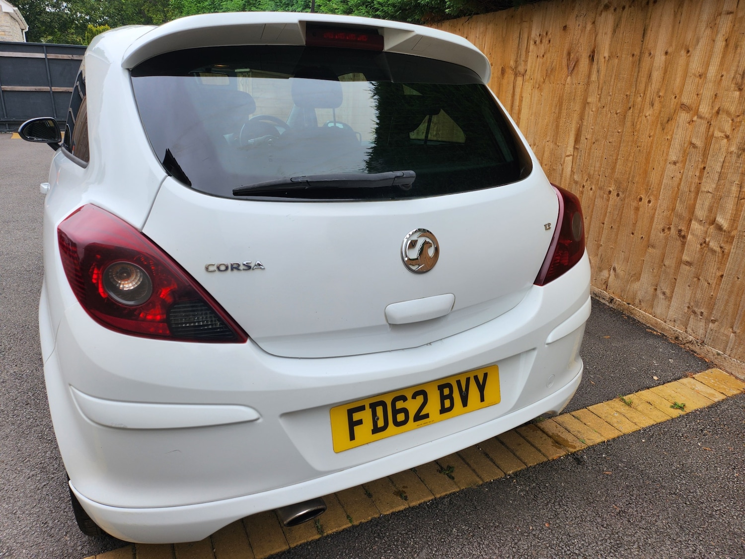 Used Vauxhall Corsa 2012 for sale - 75997801: Photo 4
