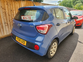 Used Hyundai i10 2018 for sale - 78951958: Photo