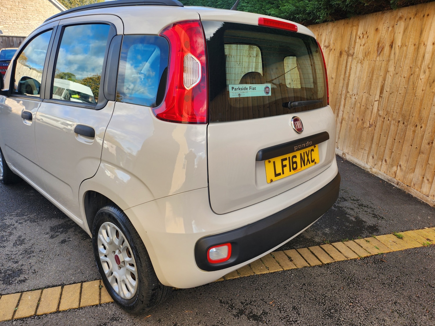 Used Fiat Panda 2016 for sale - 76653348: Photo 2