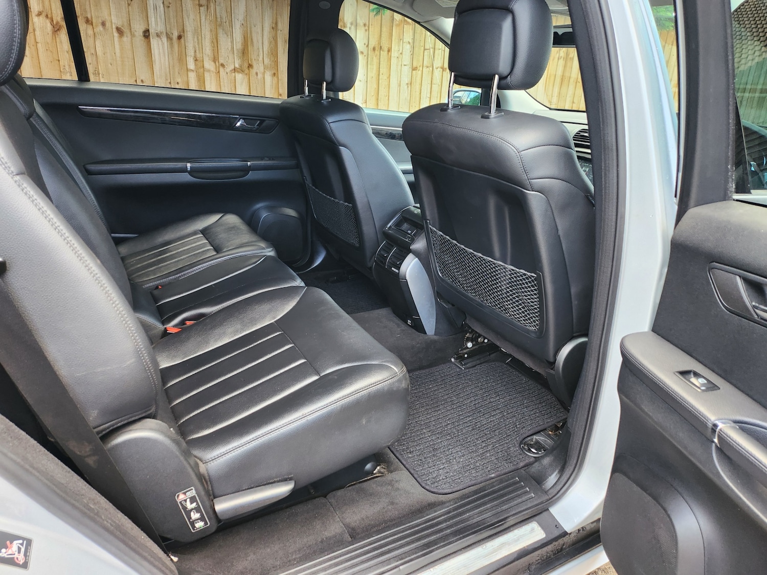 Used Mercedes-Benz R Class 2010 for sale - 78012801: Photo 11